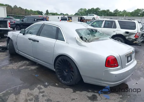 2016 Rolls-Royce Ghost из США, поврежденный, VIN SCA664S59GUX53724